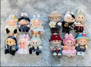 V2 - Have A Seat Vinyl Plush Blind Box
